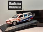 Volvo V70 Phase 2 " Police Genève " 1:43 Minichamps, Auto, Ophalen of Verzenden, Zo goed als nieuw, MiniChamps