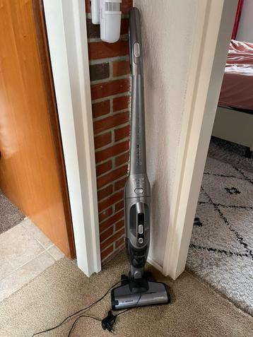 Bosch powerbrush steelstofzuiger beschikbaar voor biedingen