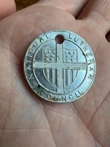 WO2 Amerikaanse dog tag charm lutheran church hanger beschikbaar voor biedingen