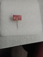 Een speldje van banden bedrijf "" COVA "", Verzamelen, Speldjes, Pins en Buttons, Ophalen of Verzenden, Zo goed als nieuw
