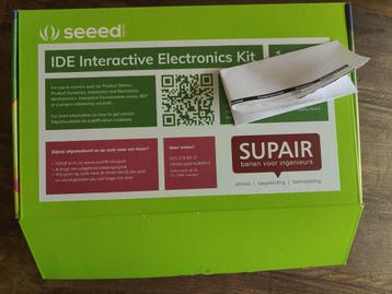 Seeeduino Lotus Arduino + Extra Onderdelen beschikbaar voor biedingen