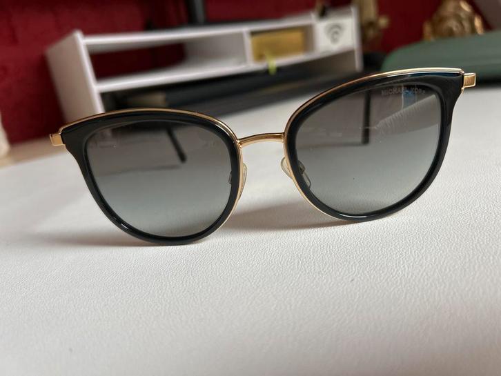 Michael Kors Zonnebril, Sieraden, Tassen en Uiterlijk, Zonnebrillen en Brillen | Dames, Zo goed als nieuw, Zonnebril, Christian Dior