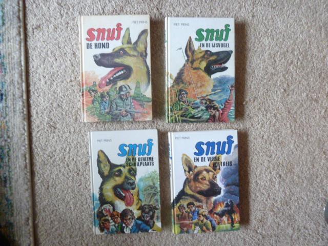 Piet Prins - Snuf de Hond - 4 titels, Boeken, Kinderboeken | Jeugd | 10 tot 12 jaar, Gelezen, Fictie, Ophalen of Verzenden