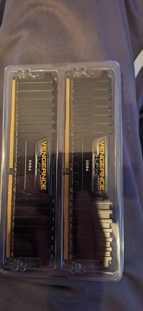 DDR4 Corsair 3200mhz 32GB, Computers en Software, RAM geheugen, Zo goed als nieuw, Desktop, 32 GB, DDR4, Ophalen of Verzenden