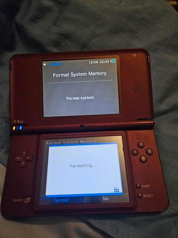 Nintendo dsi xl + 8 spellen en oplader  beschikbaar voor biedingen