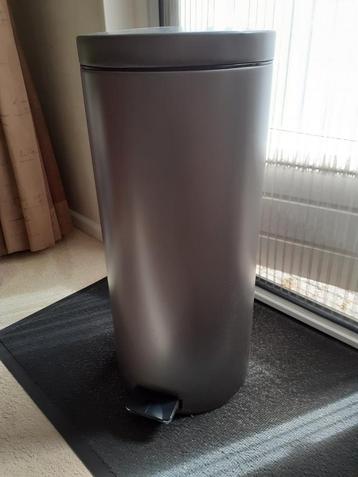 Brabantia Prullenbak - 30 liter - Platinum beschikbaar voor biedingen