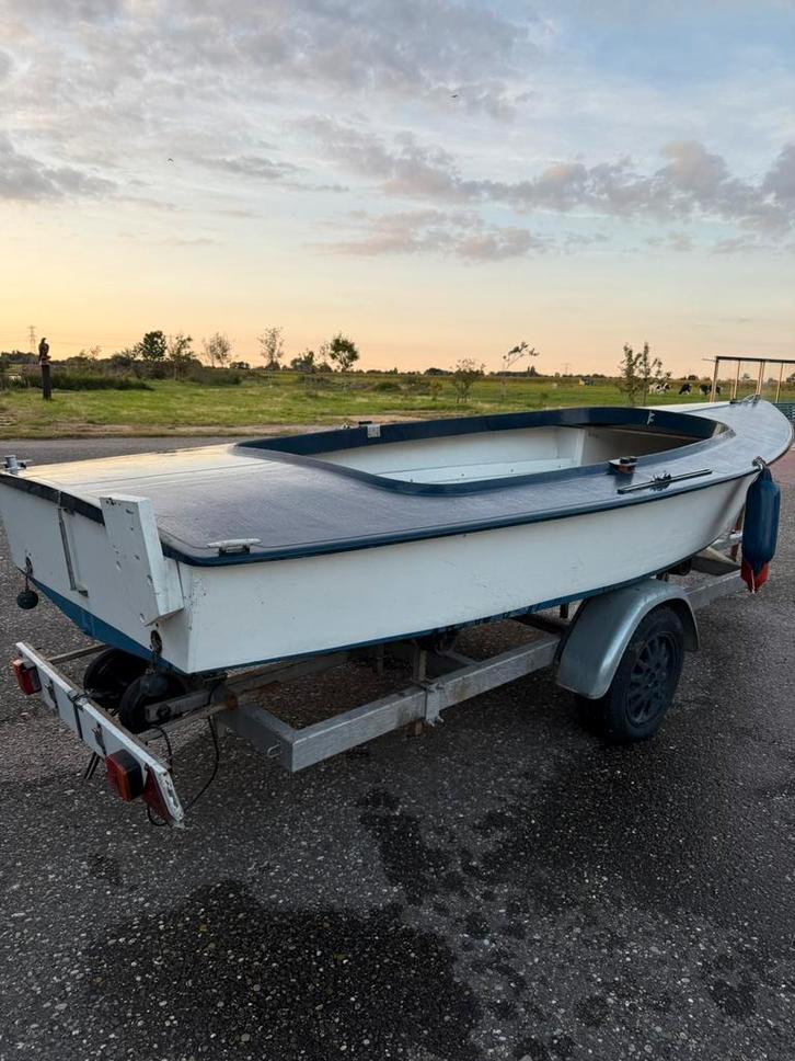 T.E.A.B. Flying Arrow zeilboot 4,7m – compleet, goede staat, Watersport en Boten, Open zeilboten, Gebruikt, Overige typen, 3 tot 6 meter