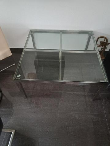 RVS Salontafel met Glazen Blad beschikbaar voor biedingen