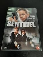 The sentinel, Michael Douglas, Kiefer Sutherland!, Vanaf 12 jaar, Ophalen of Verzenden, Gebruikt, Actiethriller