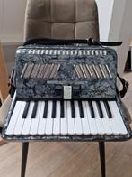 Serenelli Accordeon, Muziek en Instrumenten, Accordeons, Ophalen of Verzenden, Gebruikt