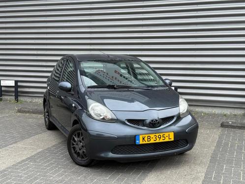 Toyota Aygo 1.0-12V + (bj dec-2006) 5-DEURS|AIRCO|APK|LMV 14, Auto's, Toyota, Bedrijf, Te koop, Aygo, ABS, Airbags, Airconditioning