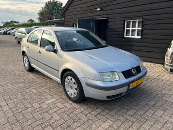 Volkswagen Bora 1.4-16V Trendline beschikbaar voor biedingen
