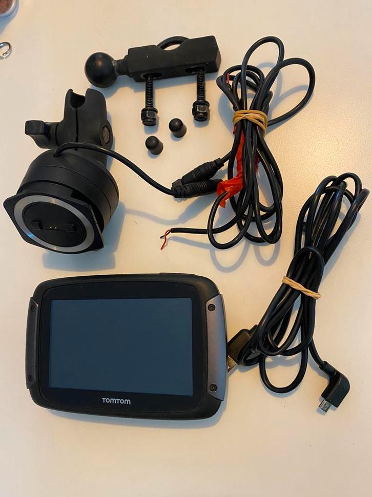 TomTom Rider 500 compleet met RAM mount & up 2 date, Motoren, Accessoires | Navigatiesystemen, Zo goed als nieuw, Ophalen of Verzenden