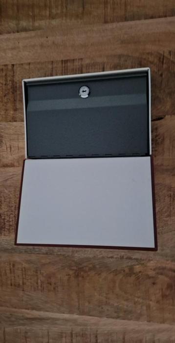 Boekkluis Geldkist - Boekenkluis - Verborgen Kluis Boek beschikbaar voor biedingen
