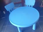 Ikea MAMMUT blauwe tafel rond met 2 stoeltjes, Tafel(s) en Stoel(en), Zo goed als nieuw, Ophalen