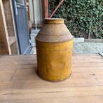 Geel metalen voorraad ton Brocante, Ophalen