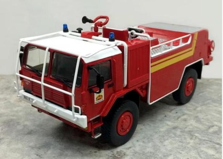 Brandweerwagen Brimont Apache Super schaal 1:43 nr. 48, Hobby en Vrije tijd, Modelauto's | 1:43, Nieuw, Bus of Vrachtwagen, Overige merken
