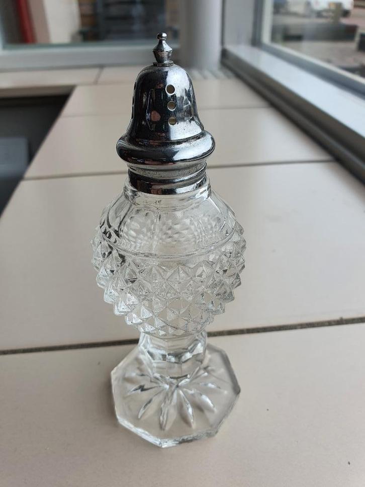 Vintage kristallen strooibus met verzilverde dop -, Antiek en Kunst, Antiek | Glas en Kristal, Ophalen of Verzenden