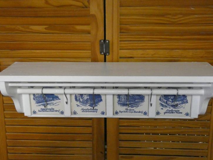 keukenrek/ regaal/ handdoekenrek met tegels, Antiek en Kunst, Antiek | Keukenbenodigdheden, Ophalen of Verzenden
