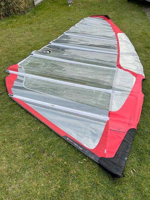 Opruiming, Watersport en Boten, Windsurfen, Gebruikt, Zeil, Minder dan 250 cm, 5 tot 7 m², Ophalen