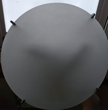 Plafondlamp met drie e14 fitting beschikbaar voor biedingen