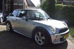 MINI Mini 1.6 Cooper Pepper (bj 2004), Voorwielaandrijving, Gebruikt, Zwart, 4 cilinders
