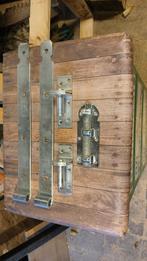 Diverse Sluitingen en Scharnieren, Ophalen of Verzenden, Gebruikt, IJzer, Overige typen