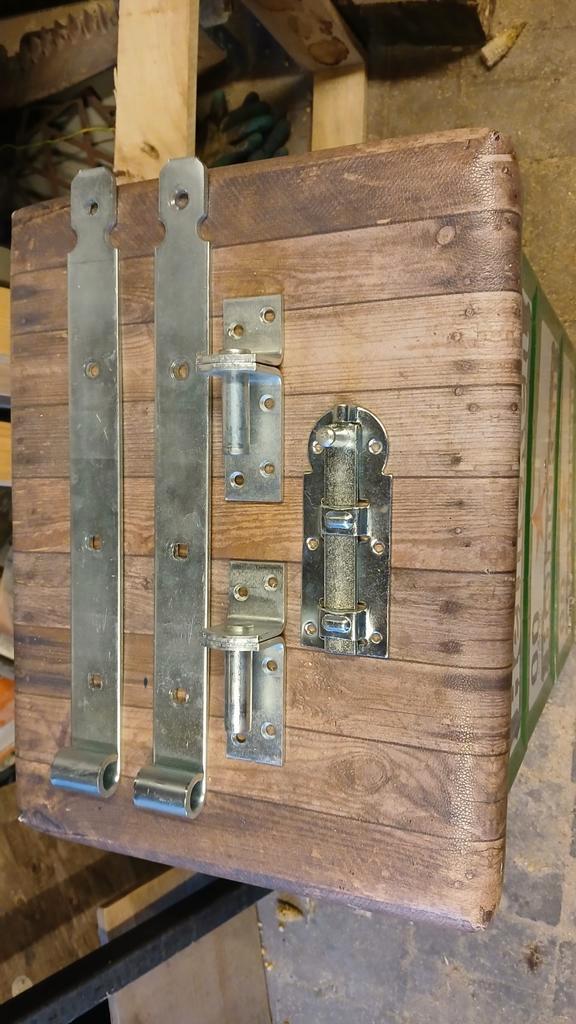 Diverse Sluitingen en Scharnieren, Doe-het-zelf en Verbouw, Hang- en Sluitwerk, Gebruikt, Overige typen, IJzer, Ophalen of Verzenden