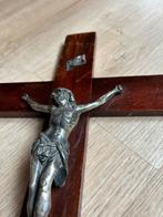 Crucifix mahoniehout groot oud, Verzamelen, Ophalen of Verzenden, Gebruikt, Beeld(je)
