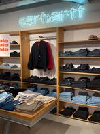 2 kasten / kleding / broeken / winkel, Ophalen, Zo goed als nieuw