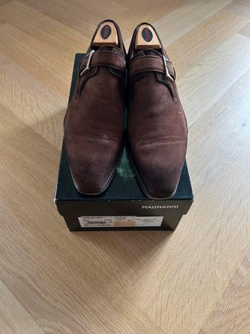 Suède Magnanni schoen met gesp maat 42 beschikbaar voor biedingen
