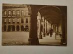 Den Haag met Binnenhof en oud autootje, Ophalen of Verzenden, 1920 tot 1940, Zuid-Holland