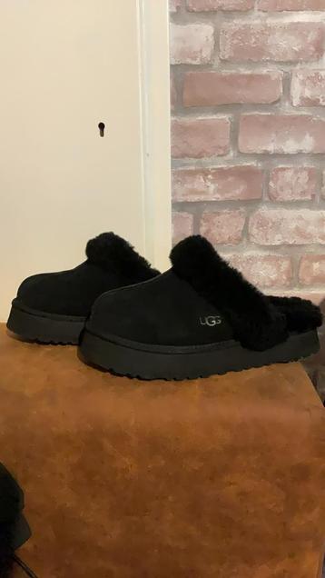 Orginele ugg pantoffels 39 zwart NIEUW met factuur beschikbaar voor biedingen