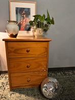 Vintage houten ladekastje / nachtkastje, Ophalen, Minder dan 50 cm, Zo goed als nieuw, 3 of 4 laden