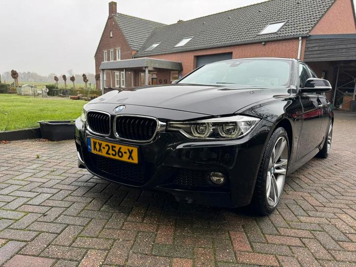 BMW 3-Serie 330e M Pakket 252pk Zwart full option, Auto's, BMW, Particulier, 3-Serie, 360° camera, ABS, Achteruitrijcamera, Airbags