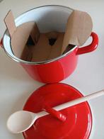 Nieuwe rode soeppan / pan, Ophalen of Verzenden, Nieuw, Gietijzer