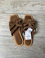 Stradivarius slippers bruin dames 39, Slippers, Bruin, Nieuw, Ophalen of Verzenden