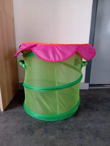 Een Leuke Opbergton voor o.a. Speelgoed  beschikbaar voor biedingen