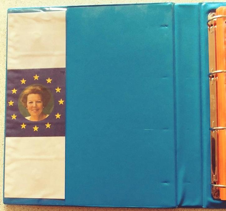 Beatrix munten in album compleet excl zilver, Postzegels en Munten, Munten | Nederland, Setje, Overige waardes, Koningin Beatrix