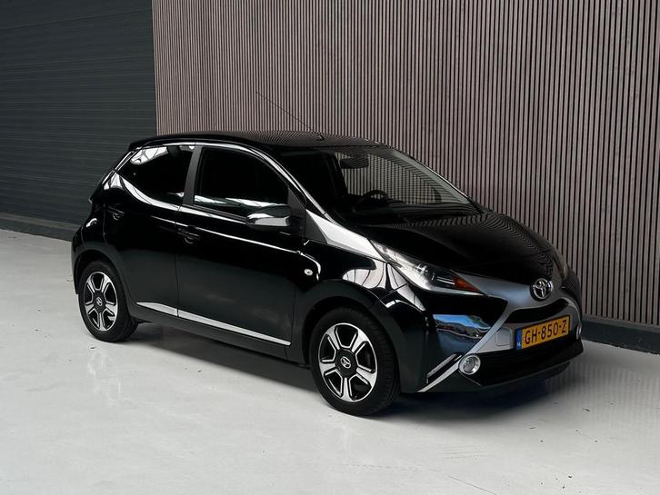 Toyota Aygo 1.0 VVT-i x-clusiv Camera | Climate Control | Ke, Auto's, Toyota, Bedrijf, Te koop, Aygo, ABS, Achteruitrijcamera