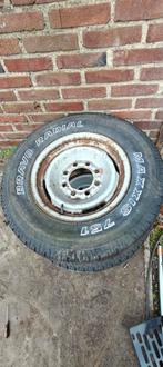 4 banden en velgen 8x165.1 / 8x6.5, Ophalen, Gebruikt
