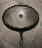 Le Creuset vispan skillet ovaal 40 cm, Huis en Inrichting, Keuken | Potten en Pannen, Ophalen, Zo goed als nieuw, Gietijzer, Koekenpan of Braadpan