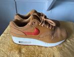 Nike Air Max One PRM Wheat Team Orange, Kleding | Dames, Schoenen, Ophalen of Verzenden, Zo goed als nieuw, Oranje, Sneakers of Gympen
