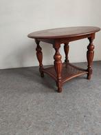 THEE TAFELTJE  doorsnee 70 cm  hoog 53 cm, Antiek en Kunst, Antiek | Meubels | Tafels, Ophalen