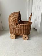 Rieten poppenwagen met matrasje & lakentje, Ophalen, Zo goed als nieuw, Overige typen
