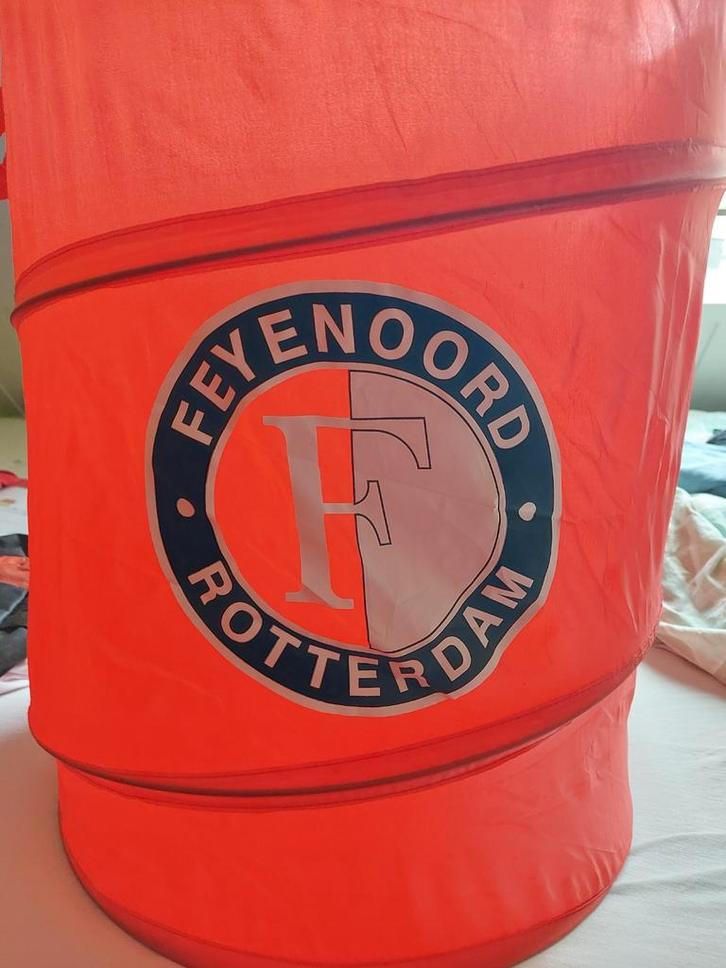 Feyenoord Opbergton - Fanartikel De Kuip, Huis en Inrichting, Emmers, Zo goed als nieuw, Overige materialen, Met deksel, Ophalen of Verzenden