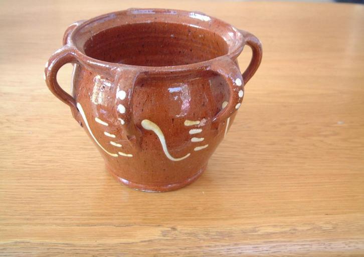 Workumer Workum aardewerk orenpot nr 3., Verzamelen, Overige Verzamelen, Ophalen of Verzenden