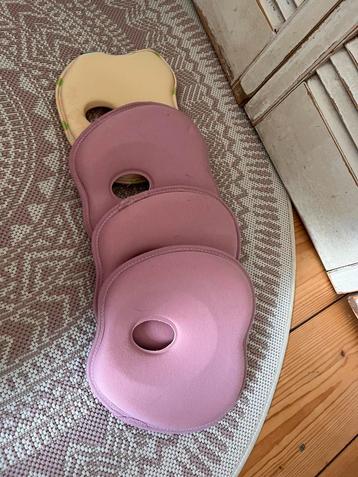 4x kussen baby (orthopedisch baby hoofdkussen) beschikbaar voor biedingen