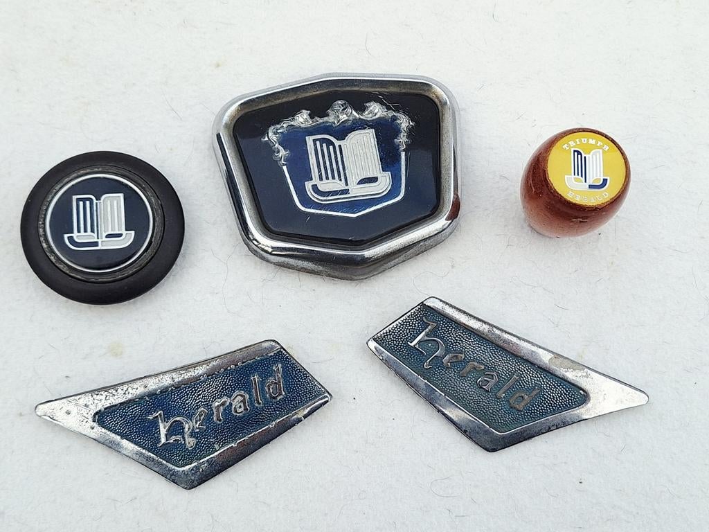 Triumph Herald Emblemen Set, Ophalen of Verzenden, Triumph