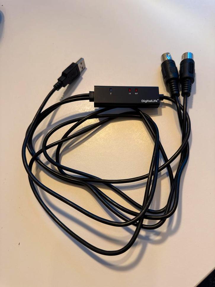 DigitalLife MIDI naar USB - Keyboard/Piano 2 iPad/Laptop, Muziek en Instrumenten, Kabels en Stekkers, Zo goed als nieuw, Apparatuur